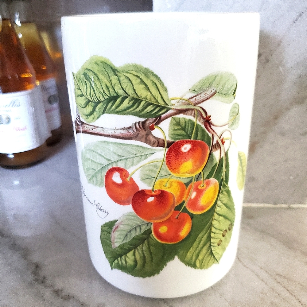 Portmeirion Pomona Canister Biggerraux Cherry